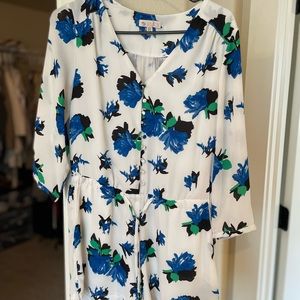 Floral romper size small